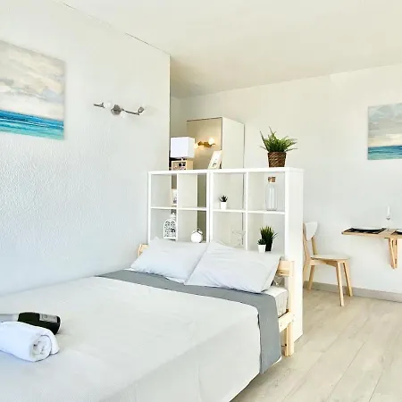 アパート Estudio Frente Al Mar En ロザス